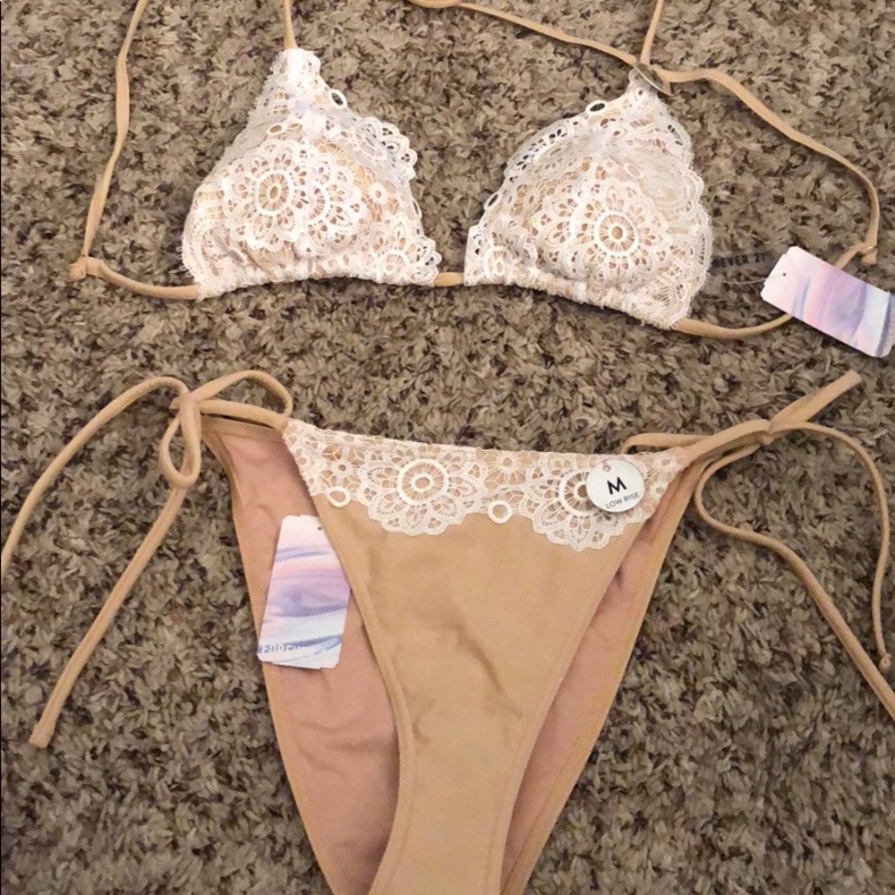 String bikini